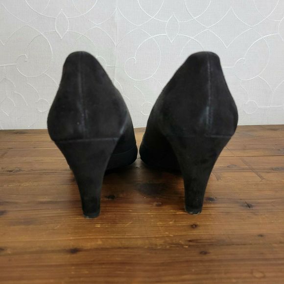 Loft Leather  Velvet Wedge Heels Shoes Sz. 8M - Picture 3 of 7
